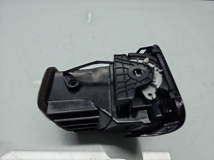 Grila aerisire dreapta Volkswagen Scirocco (137) [Fabr 2008-2017] 1Q0819704K
