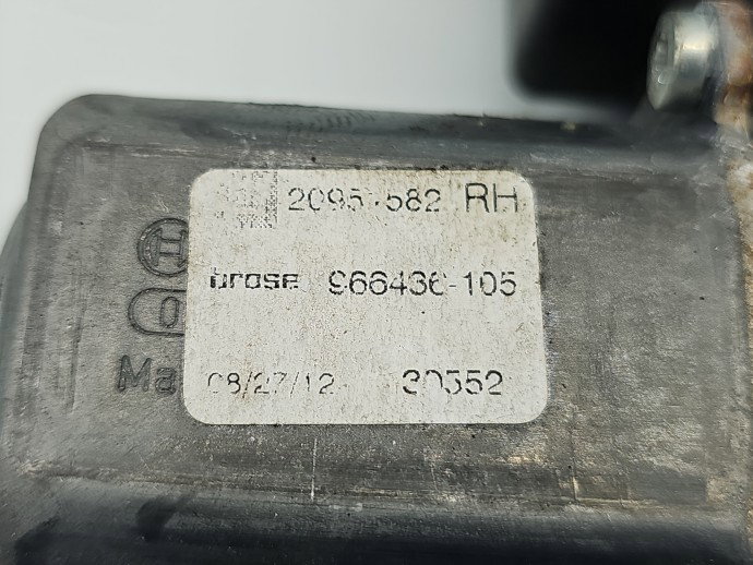 Motoras geam dreapta fata Opel Astra J [Fabr 2009-2015] Hatchback 20951582