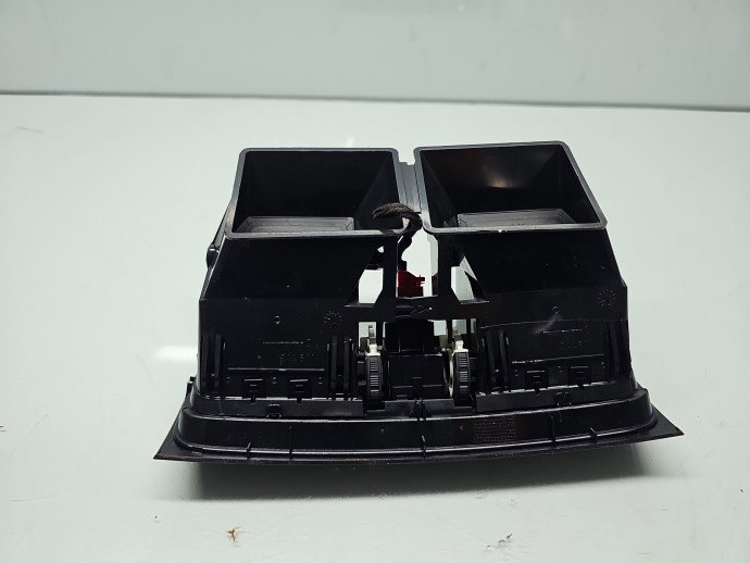 Grila aerisire centrala Skoda Roomster Praktik (5J) [Fabr 2006-2015] 5J0820951H