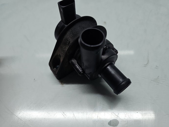 Pompa recirculare apa Skoda Roomster Praktik (5J) [Fabr 2006-2015] 1K0965561L 1.2 TSI CBZA 63KW / 86CP
