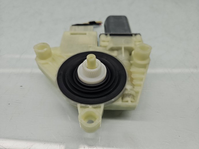 Motoras geam stanga spate Skoda Rapid (NH3) [Fabr 2012-2019] Fastback 5JA959811L