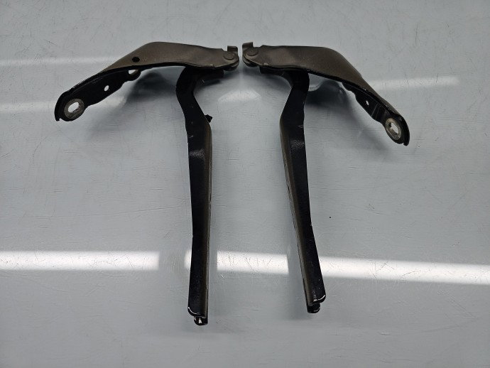 Set balamale capota Skoda Rapid (NH3) [Fabr 2012-2019] Fastback 5JA823302A, 5JA823301A
