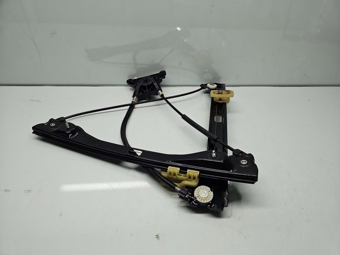 Macara electrica geam dreapta fata Skoda Rapid (NH3) [Fabr 2012-2019] Fastback OEM