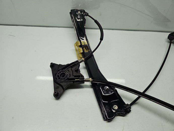 Macara electrica geam stanga fata Skoda Rapid (NH3) [Fabr 2012-2019] Fastback OEM