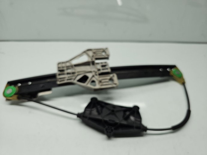 Macara electrica geam dreapta spate AUDI A4 (8K2, B8) [Fabr 2008-2015] Sedan S-line 8K0839462A