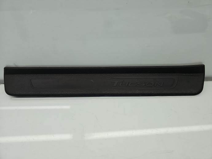 Ornament prag stanga fata Hyundai Tucson (TL) [Fabr 2015-2020] SUV 85873-D7000