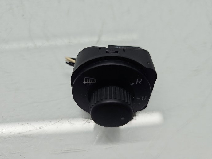 Buton reglaj oglinzi Skoda Rapid (NH3) [Fabr 2012-2019] 5JC959565