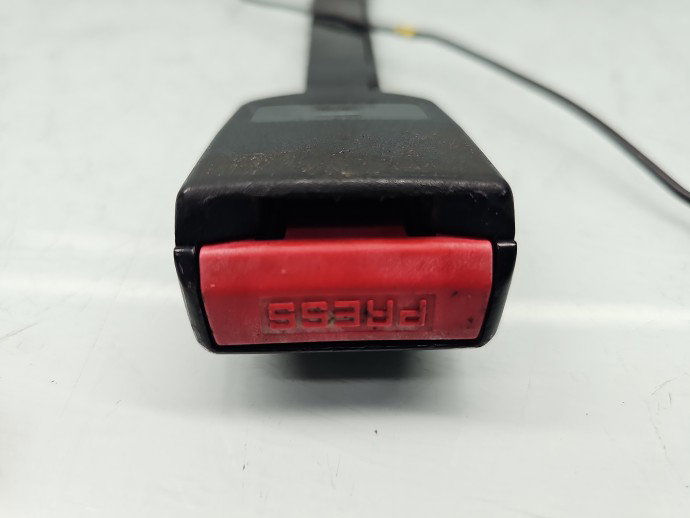 Capsa centura stanga fata Nissan Qashqai [Fabr 2007-2014] 86842-JD00E