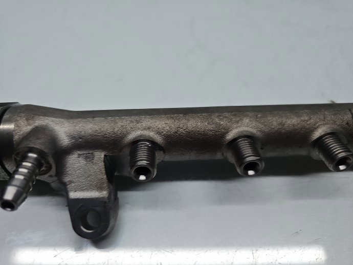 Rampa injectoare Volkswagen Passat B7 (362) [Fabr 2010-2014] 03L089S 1.6 TDI CAYC 77KW / 105CP