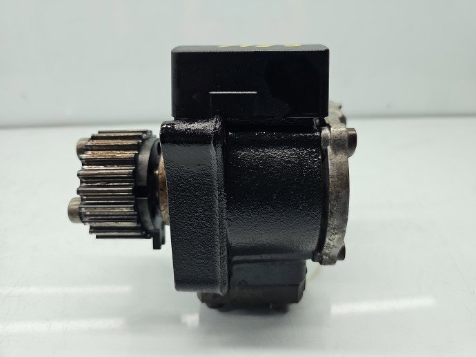 Pompa inalta presiune Volkswagen Passat B7 (362) [Fabr 2010-2014] 03L130755H 1.6 TDI CAYC 77KW / 105CP