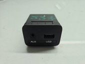 Conector auxiliar USB KIA Sportage III [Fabr 2010-2016] 96110-3W100