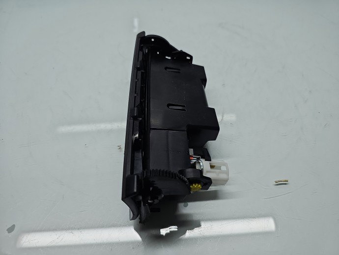 Scrumiera Volkswagen Passat B7 (362) [Fabr 2010-2014] 3C0963284K