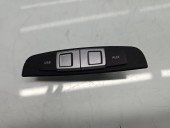 Conector auxiliar USB Seat Leon (1P1) [Fabr 2005-2011] 1P0035726A