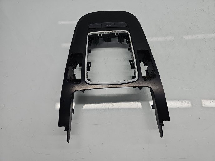 Consola centrala AUDI A4 (8K2, B8) [Fabr 2008-2015] 8K0864261