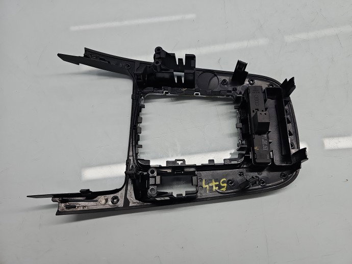 Consola centrala AUDI A4 (8K2, B8) [Fabr 2008-2015] 8K0864261