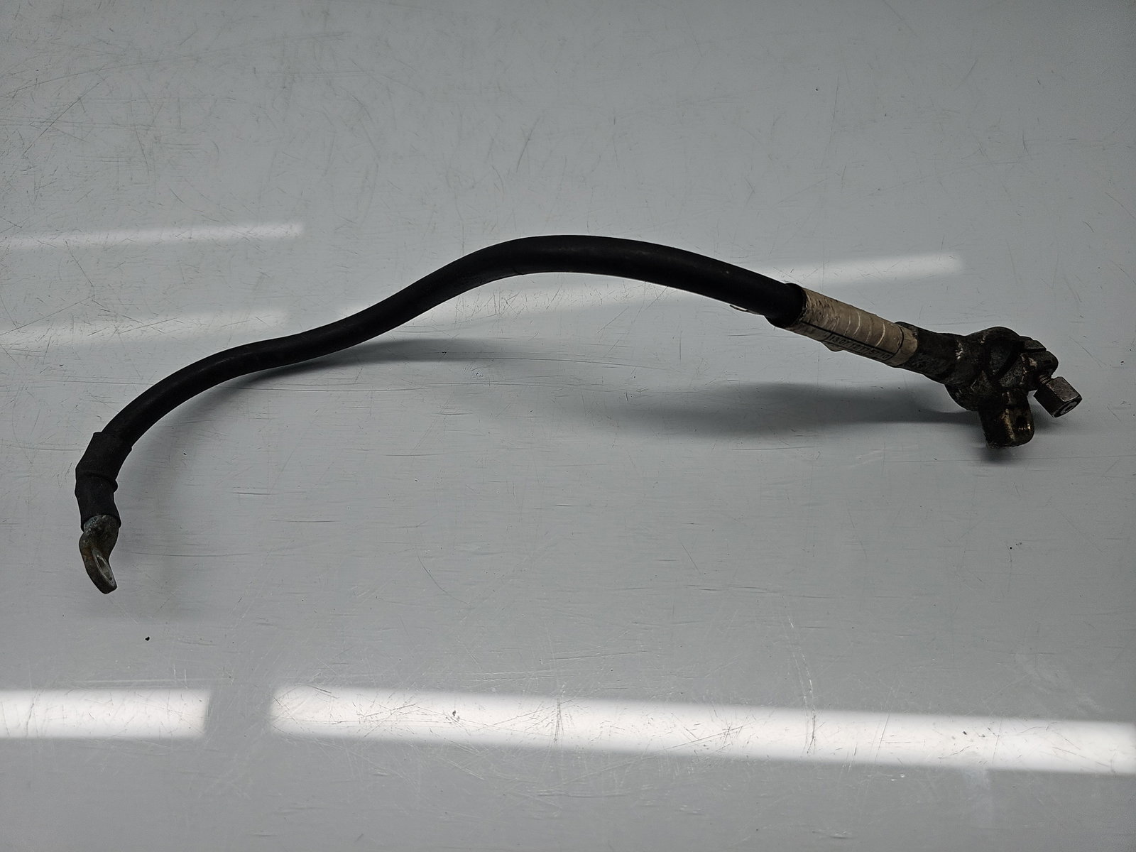 Borna baterie (-) Opel Astra J [Fabr 2009-2015] 13363864