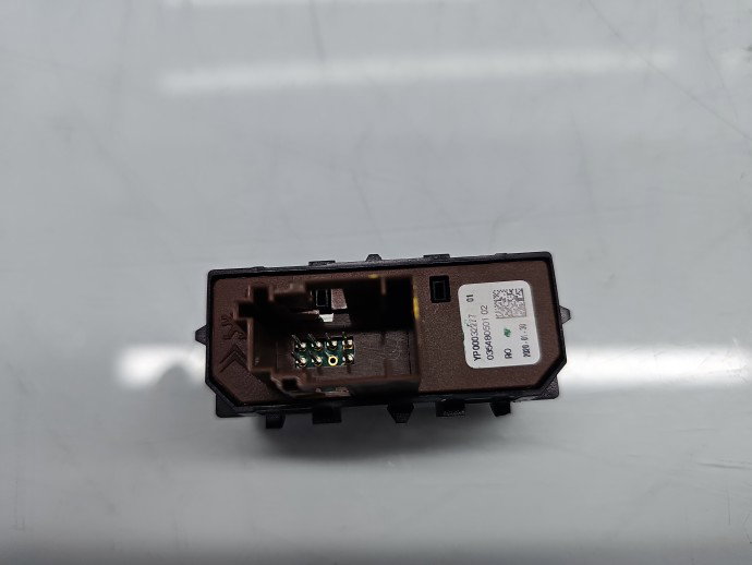 Butoane comenzi consola centrala Opel Crossland X [Fabr 2017-2020] 035480501