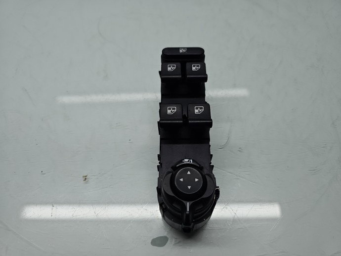 Butoane comanda geamuri sofer Alfa Romeo Giulietta (940) [Fabr 2010-2016] OEM