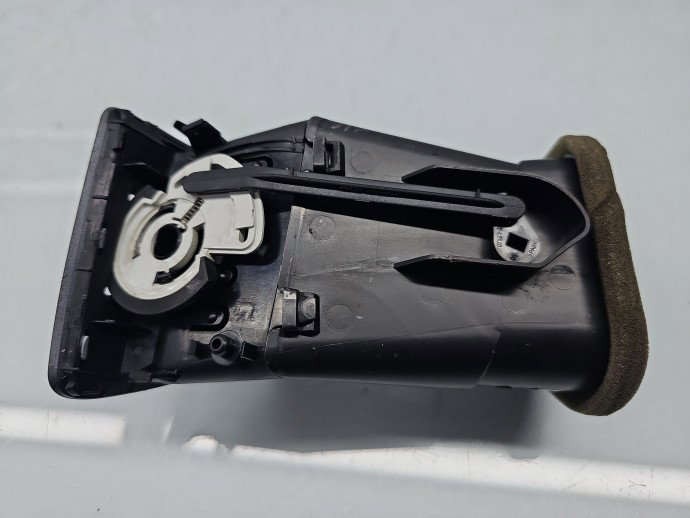 Grila aerisire stanga Opel Astra J [Fabr 2009-2015] 13417597