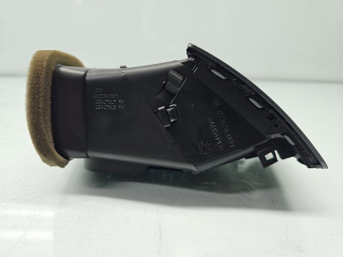 Grila aerisire dreapta Opel Astra J [Fabr 2009-2015] 13417607