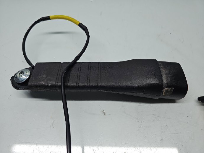 Capsa centura dreapta fata Opel Antara [Fabr 2006-2017] OEM