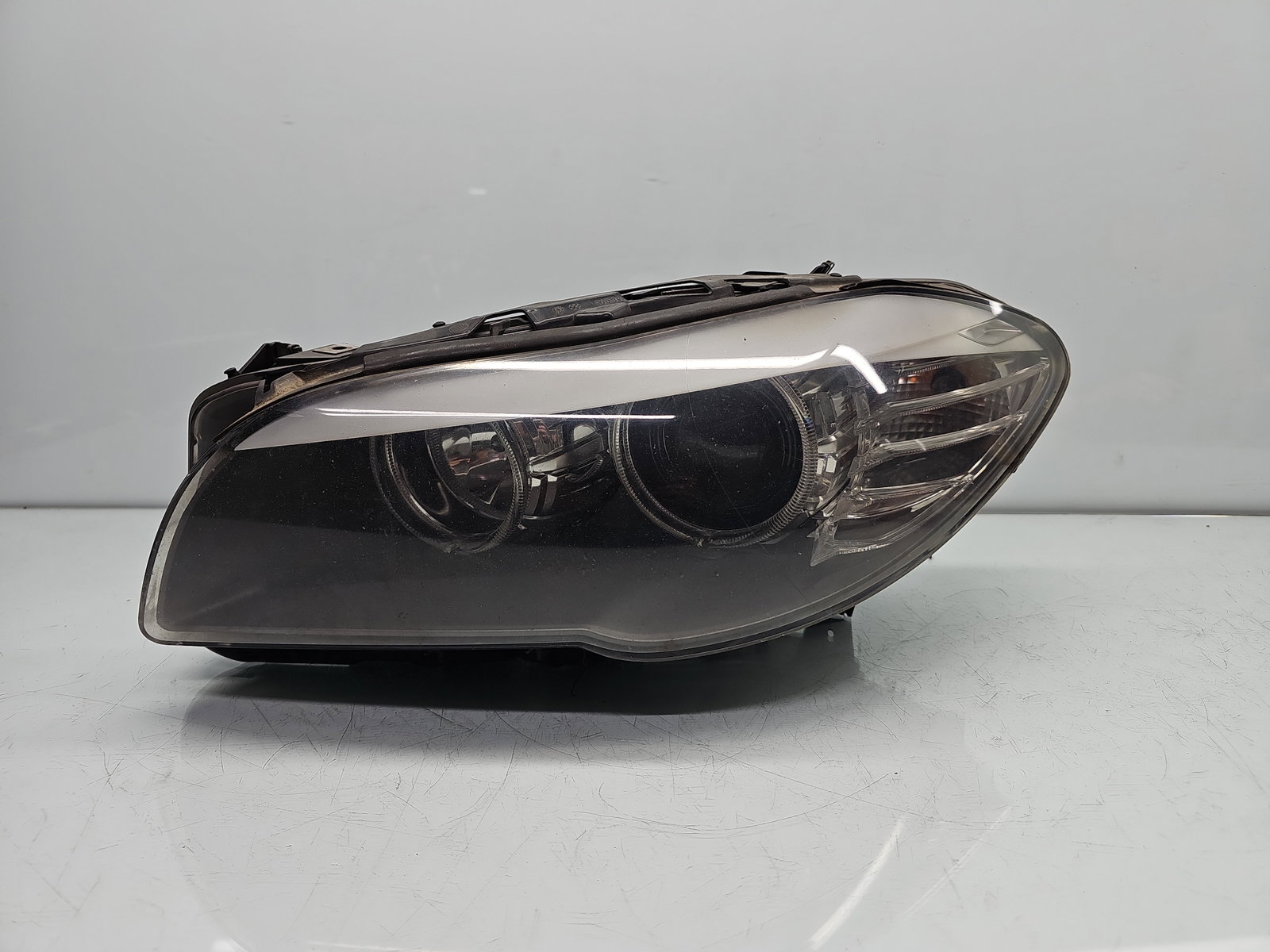 Far stanga Bmw 5 Touring (F11) [Fabr 2011-2016] Break 7203241