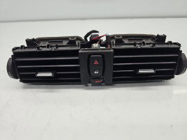 Grila aerisire centrala Bmw 3 (F30) [Fabr 2012-2017] 9218552