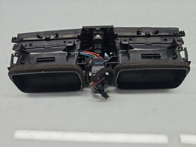 Grila aerisire centrala Bmw 3 (F30) [Fabr 2012-2017] 9218552