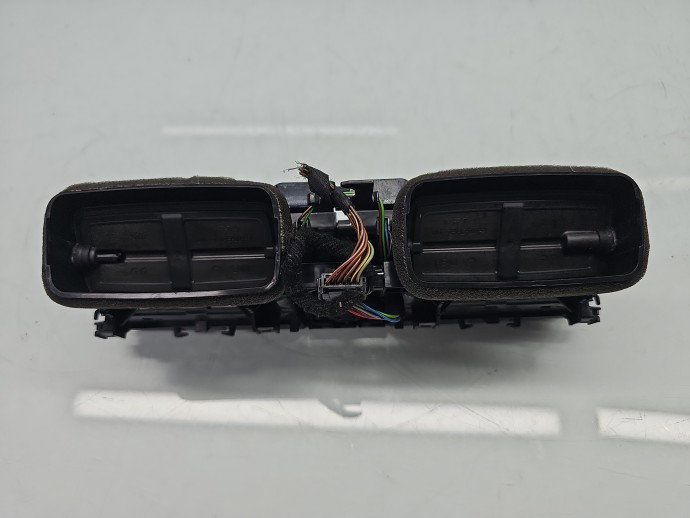 Grila aerisire centrala Bmw 3 (F30) [Fabr 2012-2017] 9218552