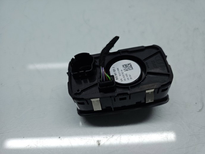 Bloc lumini AUDI A3 (8V1) [Fabr 2012-prezent] 8V0941531J