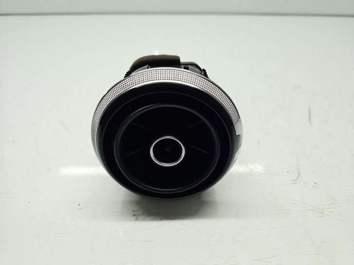 Grila aerisire dreapta AUDI A3 (8V1) [Fabr 2012-prezent] 8V0820901A