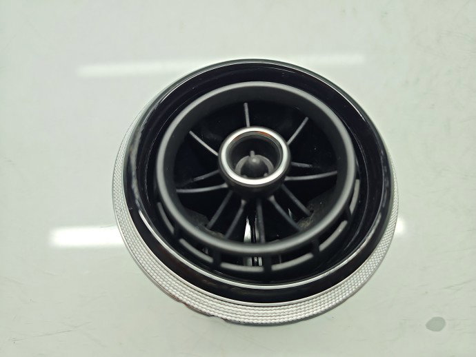 Grila aerisire centrala stanga AUDI A3 (8V1) [Fabr 2012-prezent] 8V0820901A