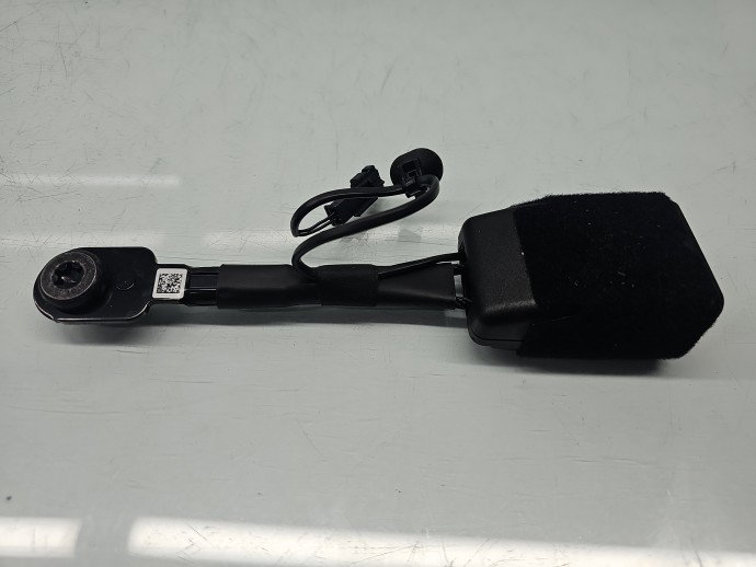 Capsa centura dreapta fata Opel Crossland X [Fabr 2017-2020] 6318338