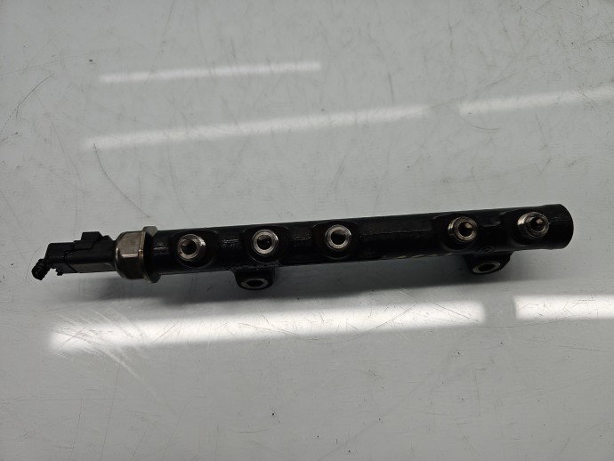 Rampa injectoare Volvo V40 II [Fabr 2013-2019] 9685297580 1.6 D4162T 84KW / 115CP