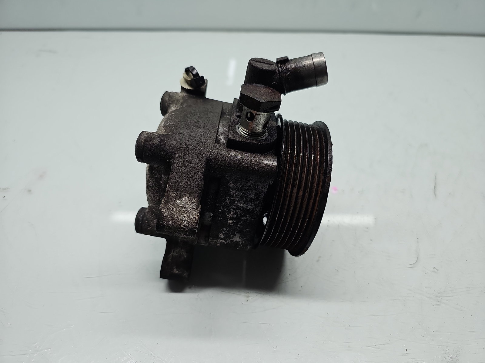 Pompa servodirectie Iveco Daily VI [Fabr 2014-2025] 5801893653 2.3 F1AGL411J 114KW / 155CP