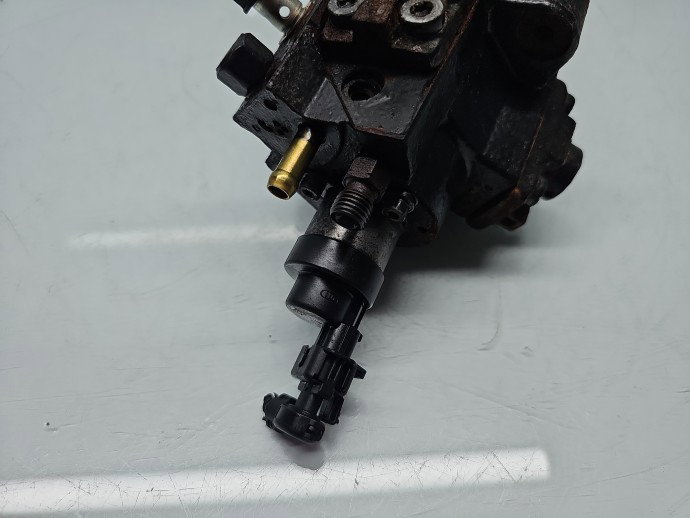 Pompa inalta presiune Iveco Daily III [Fabr 2014-2025] 5801439062 2.3 F1AGL411J 114KW / 155CP