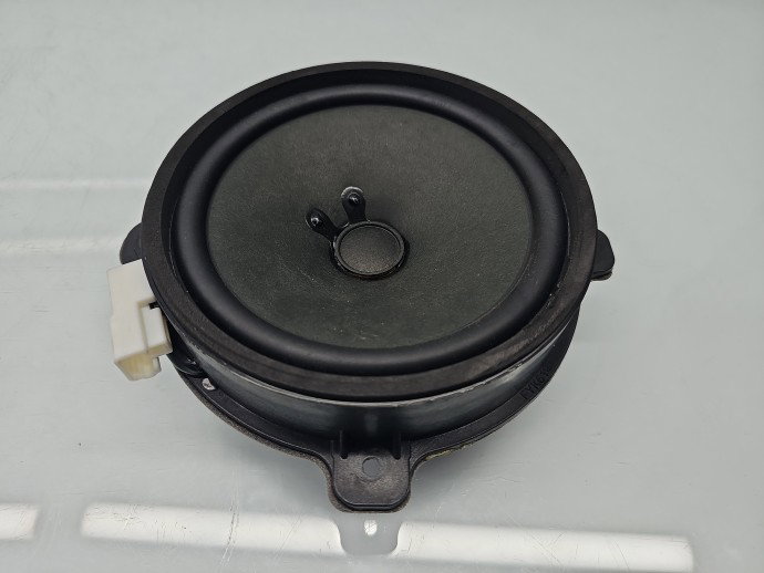 Boxa stanga spate Opel Antara [Fabr 2006-2017] 25907870