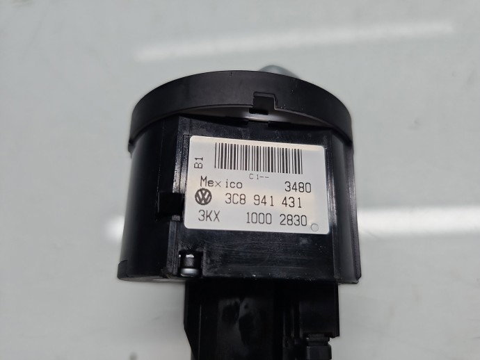 Bloc lumini Volkswagen Golf 6 (5K1) [Fabr 2009-2013] 3C8941431