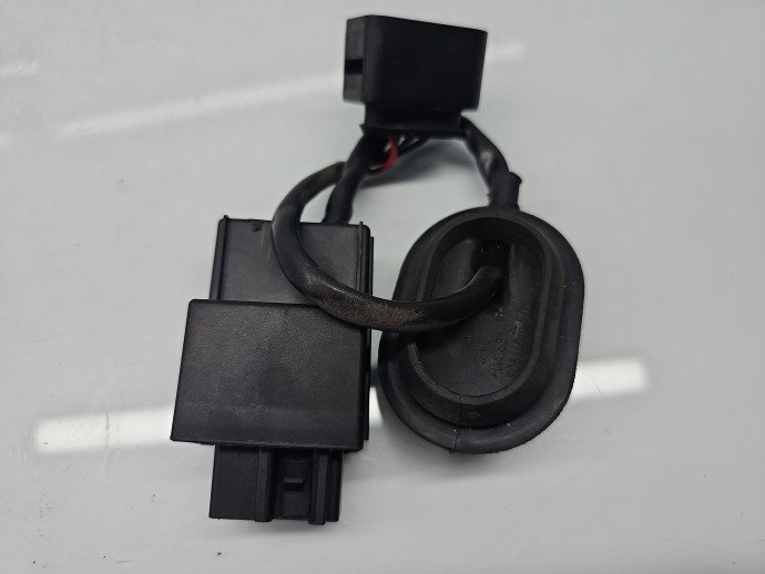 Releu pompa combustibil Skoda Roomster Praktik (5J) [Fabr 2006-2015] 1K0906093G
