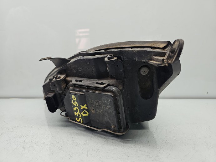 Far dreapta Ford Focus 1 [Fabr 1998-2005] Break  2M51-13W029-BD