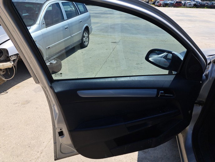 Usa stanga fata Opel Astra H [Fabr 2004-2009] Hatchback