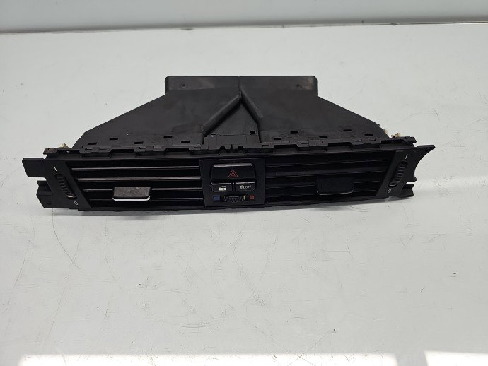 Grila aerisire centrala Bmw 3 (E90) [Fabr 2005-2011] 9130464