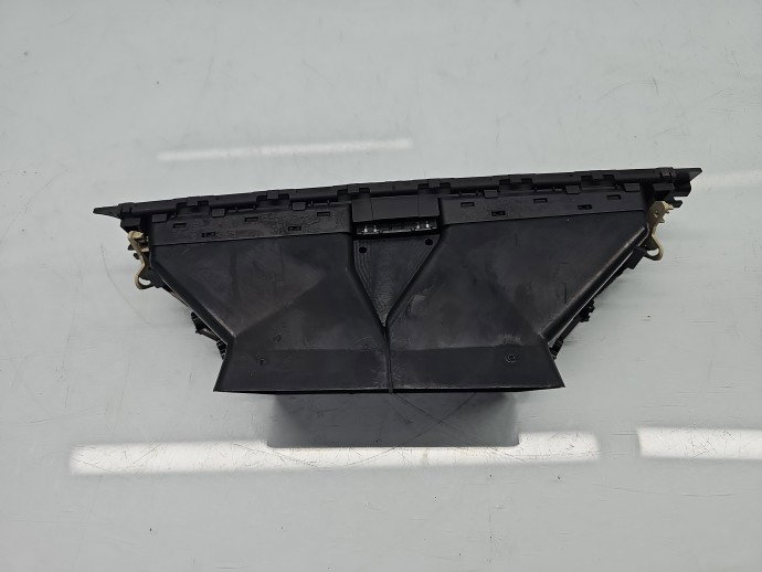 Grila aerisire centrala Bmw 3 (E90) [Fabr 2005-2011] 9130464