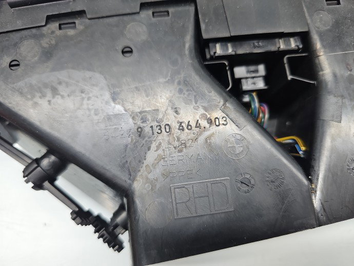 Grila aerisire centrala Bmw 3 (E90) [Fabr 2005-2011] 9130464
