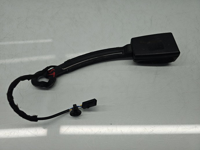 Capsa centura stanga fata Seat Leon (5F1) [Fabr 2012-2018] 5F0857755