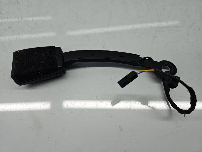 Capsa centura stanga fata Seat Leon (5F1) [Fabr 2012-2018] 5F0857755