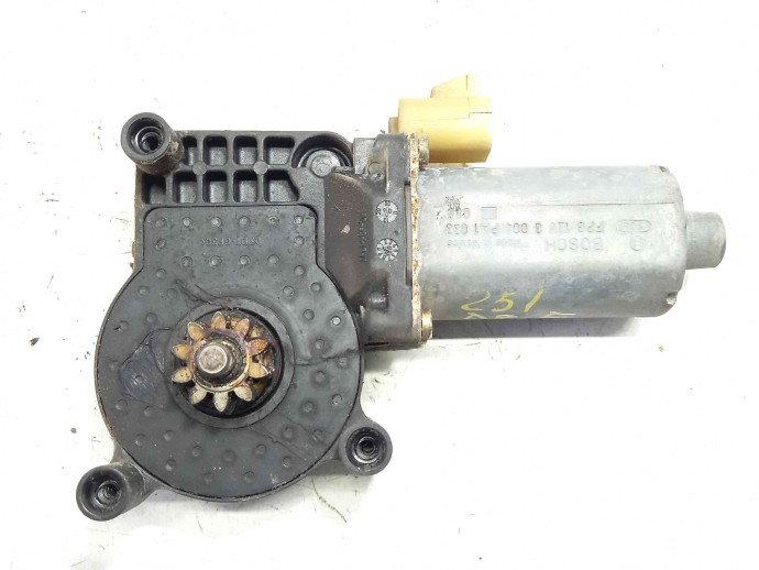 Motoras geam dreapta fata OEM Mercedes Clasa ML (W163) [Fabr 1998-2005] 2.7 CDI