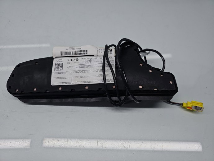 Airbag lateral stanga Volkswagen Touran (1T3) [Fabr 2010-2015] 1T0880241J