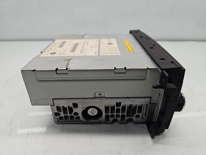 Radio CD JEEP Patriot [Fabr 2007-2011] 05064945AD