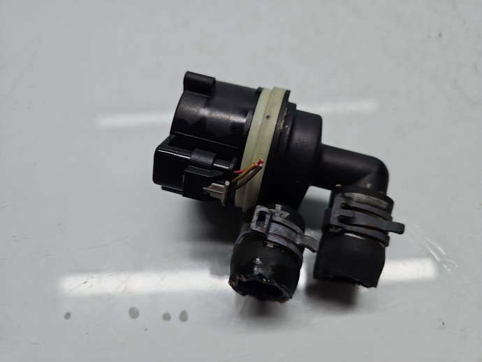 Pompa recirculare apa AUDI A4 (8K2, B8) [Fabr 2008-2015] 5N0965561A 2.0 TDI CGLC 130KW / 177CP